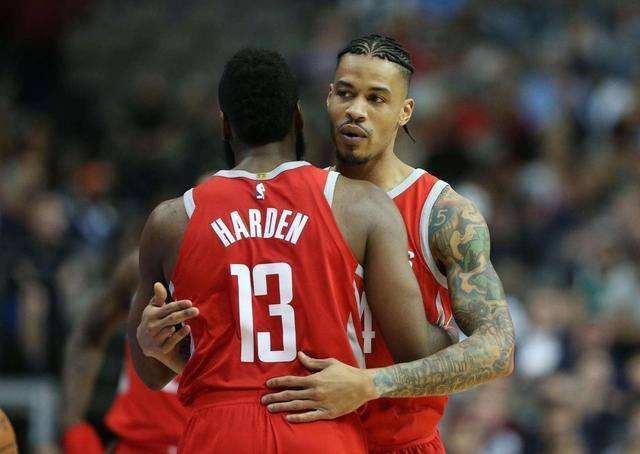 象在公共场 象在公共场